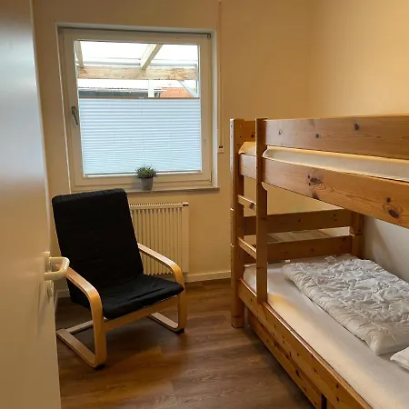 Luett Huus 85 Eg Apartment *