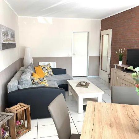 Luett Huus 85 Eg Apartment *