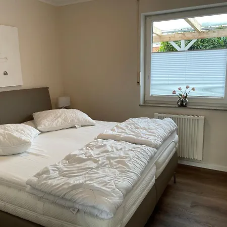 Luett Huus 85 Eg Apartment *